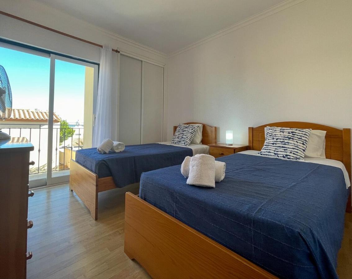 アルブフェイラ Moradia T3 Aguia Marina, Com Piscina E Bbqヴィラ エクステリア 写真