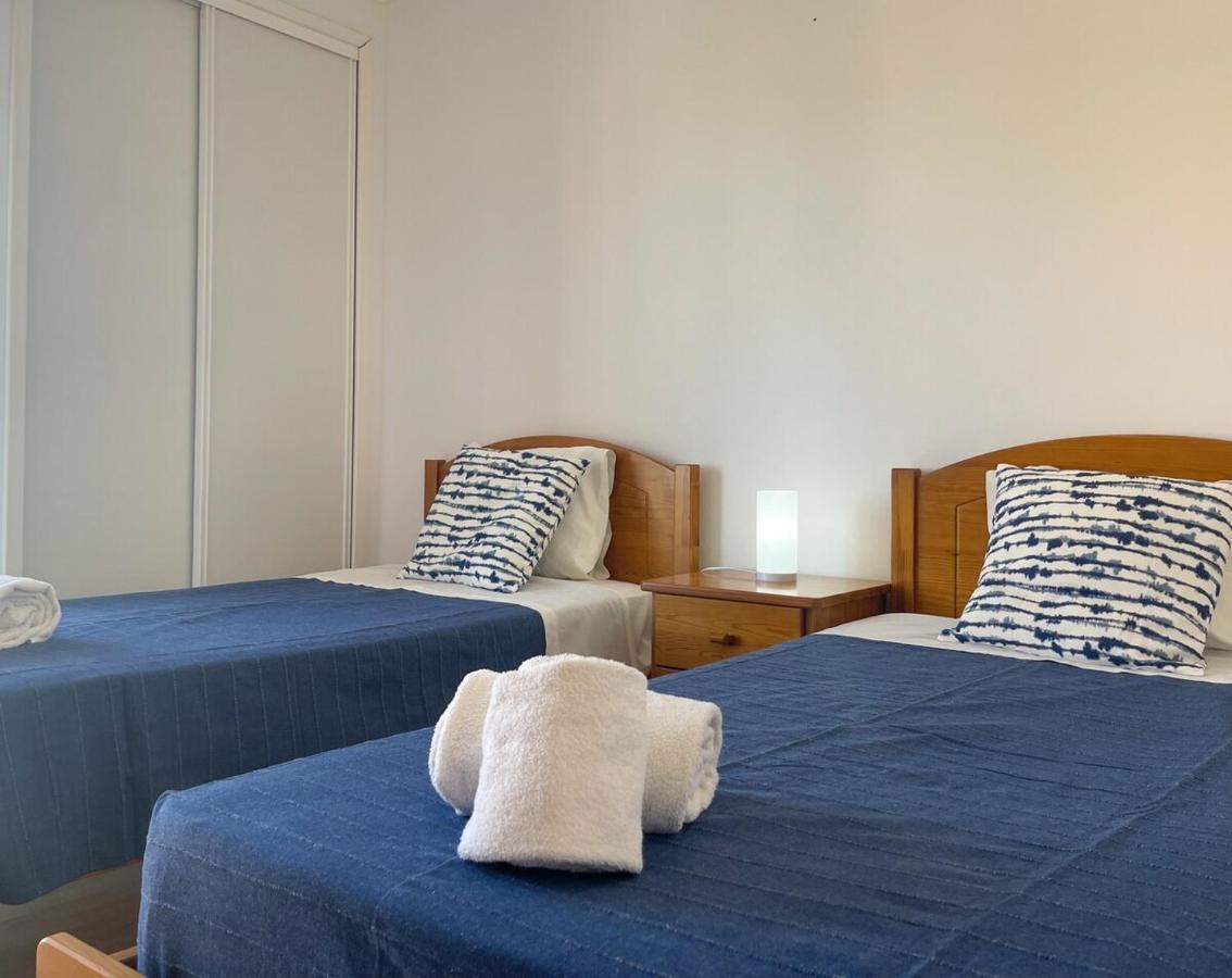 アルブフェイラ Moradia T3 Aguia Marina, Com Piscina E Bbqヴィラ エクステリア 写真