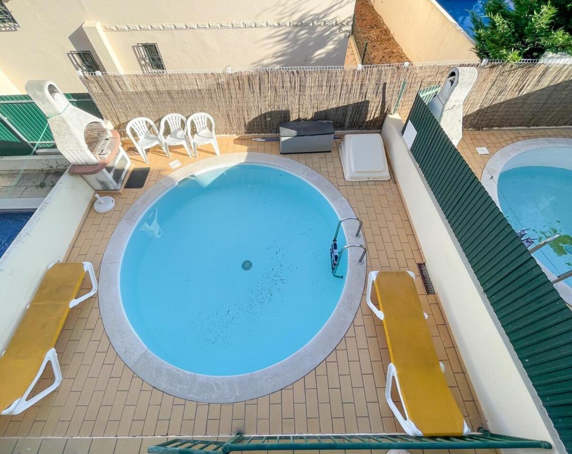 アルブフェイラ Moradia T3 Aguia Marina, Com Piscina E Bbqヴィラ エクステリア 写真